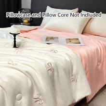 Edredom luxuoso bordado (1 peça), macio e respirável para todas as estações, decoração leve para quarto com padrão de hotel, presente de volta às aulas/formatura, decoração para casa, roupa de cama confortável e luxuosa para o verão, noite aconchegante no Dia dos Namorados, roupa de cama leve para a primavera, edredom de pelúcia lavável à máquina, estilo coleção de hotel, tecido macio, fácil de cuidar, item essencial para o dia a dia. - Multicolorido - Ver 1