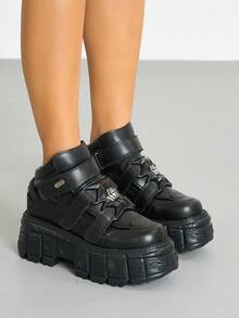 Heavy Metal Thick Sole High-Top Punk Style Women's Shoes, Black Round Toe Motorcycle Boots, Casual Lace-Up Athletic Shoes - Black - View 4