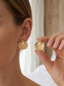 Stainless Steel Earrings For Women, 1 Pair Fashion Design Stainless Steel Earring Set, Women's Daily Wear Party Holiday Gift Beach Accessory, Versatile Casual Vintage INS Style Earrings, Also Suitable As Surprise Gift For Valentine's Day, Birthday, Mother's Day, Thanksgiving Or Vacation, Elegant Gold Earrings - Gold - View 5
