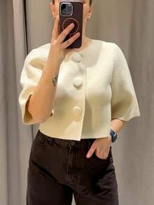 女款短版針織開襟衫，時尚休閒米色鈕扣短袖針織上衣，夏季穿搭，優雅時髦 - 米色 - 查看 3