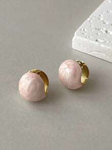 一对优雅的法式复古高端简约珐琅珠饰耳环，适合日常、约会和时尚场合佩戴。 - 粉色 - 查看 1