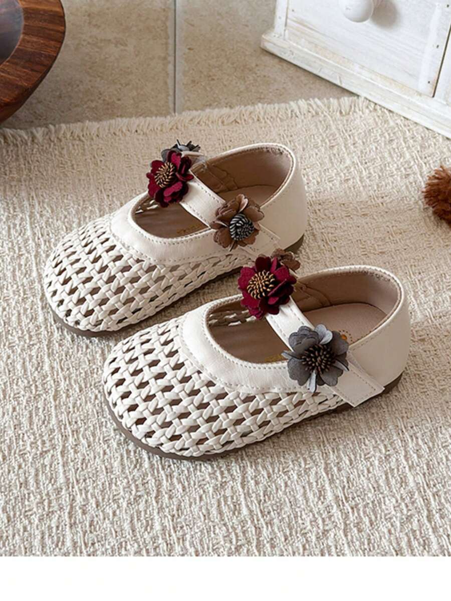 Giày Mary Jane thêu hoa kiểu mới năm 2026 cho bé gái - Sandal trẻ em - Kiểu công chúa cho bé gái - Đế mềm mại thoải mái - Màu be - Xem 1