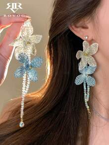 1 Pair Fashionable Elegant Intricate Woven Floral Sparkling Glass Tassel Earrings, Unique Bohemian Style Suitable For Vacation, Party, Gathering Wear - White + Blue - View 2