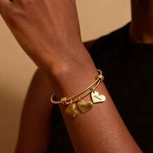 Bracelet jonc personnalisé avec multi-cœurs gravés, cadeau de bijoux pour la fête des mères, bracelet de charme avec nom de famille personnalisé pour maman, bijoux en acier inoxydable, cadeau personnalisé pour la fête des mères, bracelet jonc avec multi-cœurs gravés, bracelet en acier inoxydable réglable pour maman, Mimi, Nana, 1-5 noms personnalisables - Doré - Voir 6