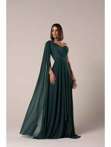 Long Wedding Dress For Bridesmaid - Flowing Style With Cape And Slit - Emerald Green - View 2