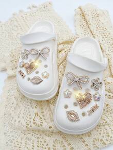 14pcs Cute Pearl Bow Heart Shoe Charms, Detachable Shoe Decorations Suitable For Women Sandals, Personalized Shoe Accessory, Perfect Gift For Holidays And Parties - Gold - View 2