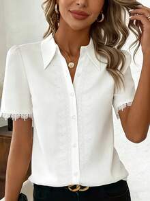 Áo sơ mi nữ màu trắng thanh lịch, tay ngắn, chất liệu polyester, điểm nhấn ren tương phản và cổ áo cổ điển, dáng regular fit. - trắng - Xem 11