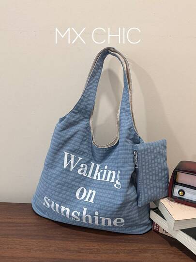 1 chiếc túi xách đeo vai nữ bằng nylon màu trơn, dung tích lớn, in chữ tiếng Anh thời trang hình lưỡi liềm, kiểu dáng Hàn Quốc mềm mại, phù hợp cho sinh viên, mua sắm, du lịch, làm quà tặng.
