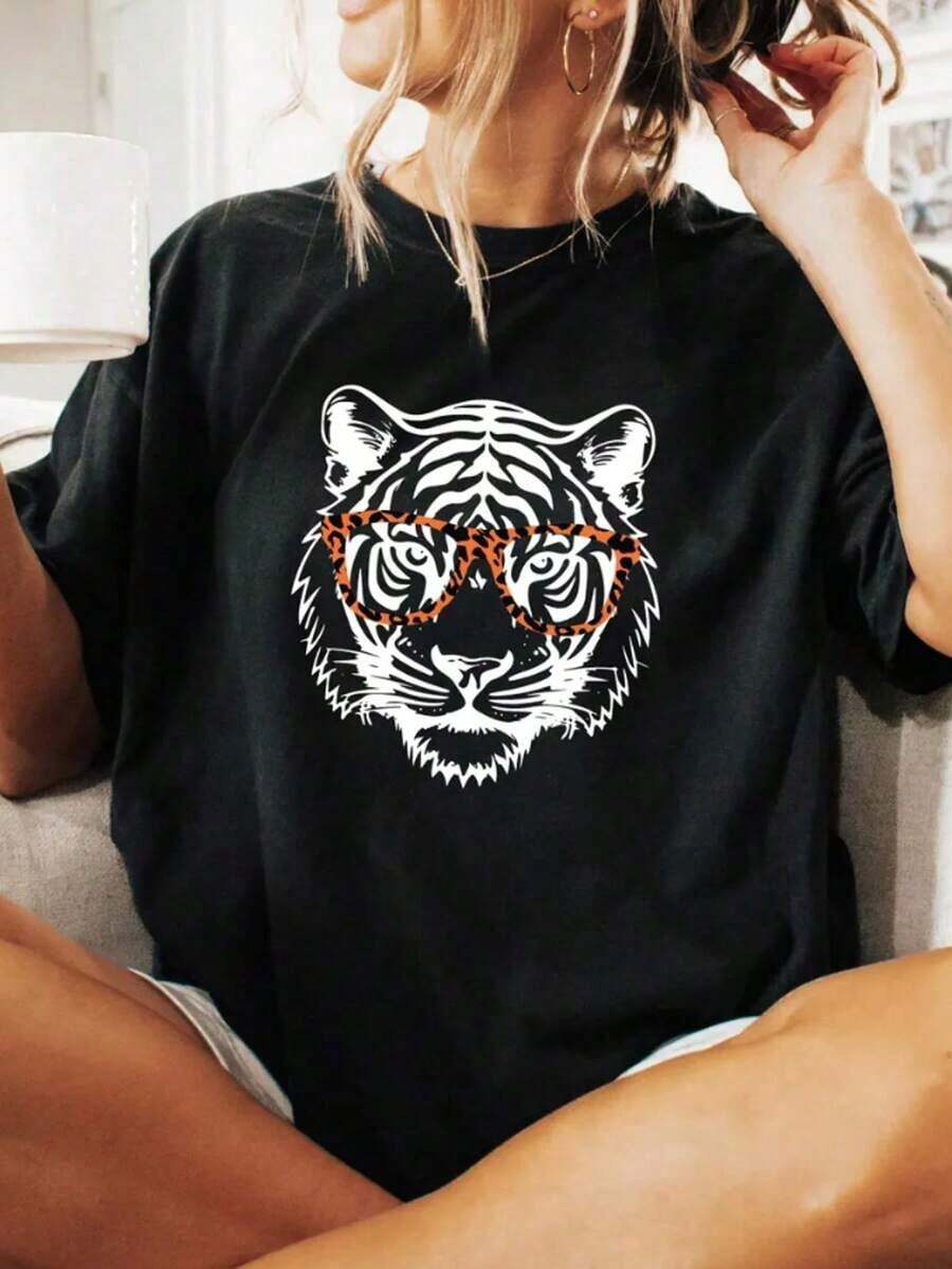 Purple & Gold Game Day Tiger Shirt Unisex |   Retro Tiger Graphic Tee |   Game Day-Shirt |   Sports Fan Shirt |   College Game Day Outfit Cute Oversized Tshirts Women Round Neck Street Cotton Short Sleeved-Shirt - 黑色007 - 查看 1