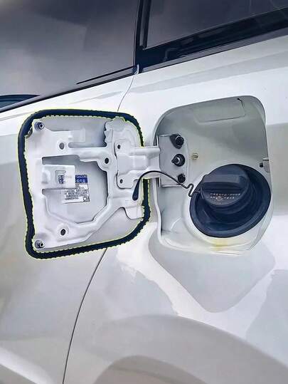 Tira de sellado universal en forma de D para la tapa del tanque de combustible del automóvil - Junta de goma autoadhesiva resistente al agua y al polvo, sello de reducción de ruido para puerto de carga de vehículo eléctrico y cubierta del tanque de gasolina