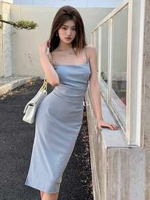 Đầm midi Y6Y - Kiểu dáng thanh lịch, sang trọng, xếp ly, xẻ tà, có đệm ngực, không tay, dáng suông. - Màu xanh nhạt - Xem 7