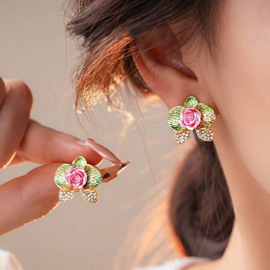 2025新款3D玫瑰水晶亚克力花朵耳环，独特优雅的女士耳环