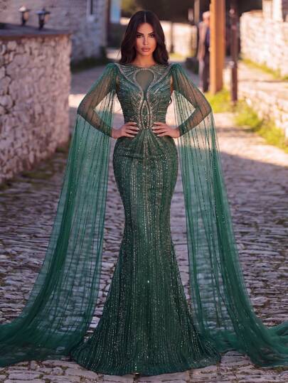 Faeriesty Đầm dạ hội sang trọng dành cho nữ – Đầm đuôi cá đính sequin màu xanh ngọc lục bảo, tay áo kiểu áo choàng lãng mạn, điểm xuyết đá quý lấp lánh, thích hợp cho các sự kiện trang trọng và dạ hội.
