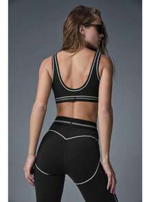 Alo Yoga Heart Throb Set - Authentic Airbrush Legging & Bra | Viral 2026 Black/White Contrast | Premium Sculpting High-Waist Yoga Kit | High-End Performance Design Set | Sophisticated Graphic Studio-To-Street Outfit - 黑色 - 查看 7