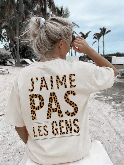 "J'AIME PAS LES GENS" – nadruk w panterkę, luźny T-shirt damski, letni top, seria K-Pop Warrior, top z czystej bawełny, odzież damska, letnie ubrania damskie, dzianiny, stroje imprezowe, odzież damska w dużych rozmiarach, luźny top damski w dużych rozmiarach z okrągłym dekoltem, stroje dla najlepszych przyjaciółek, odzież wakacyjna, codzienna odzież sportowa, eleganckie topy, damska odzież sportowa, najlepsze ubrania damskie, odzież promocyjna damska, unisex, odzież młodzieżowa, podstawowe T-shirty, letnia odzież damska, miękka i wygodna, styl Y2K, lato, Walentynki, karnawał, impreza, plaża, ślub, wycieczka, elegancki, wakacje, swobodny, luksusowy, milenials, cekiny, wzór w panterkę, wzór w groszki, graficzny, kwiatowy, kamuflaż