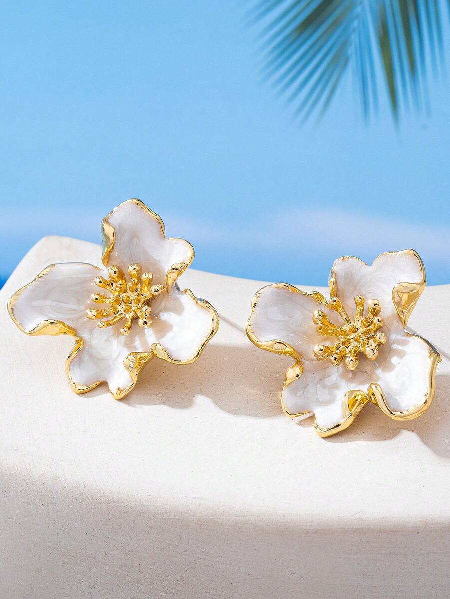 一对欧美时尚3D合金复古彩色珐琅象牙色花朵耳钉 - 象牙色 - 查看 1
