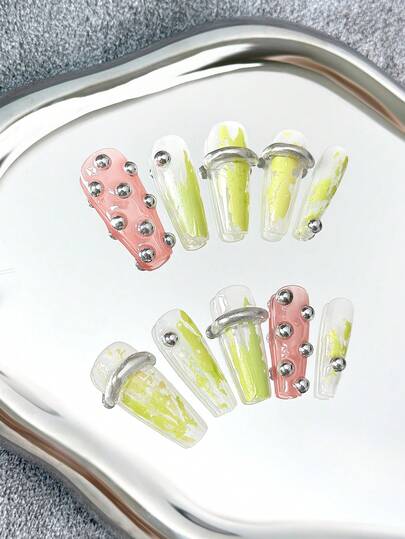 Bộ 10 móng giả 3D vẽ tay hai màu, dài 31mm, hình dáng quan tài, làm thủ công với hạt cườm bạc hình bán nguyệt, đường nét 3D, màu hồng tráng gương, tinh tế, sáng tạo, đa năng, thanh lịch, phù hợp cho đám cưới, tiệc tùng, ngoài trời, bãi biển, hàng ngày, lễ hội, tụ họp, công sở và các dịp đặc biệt.