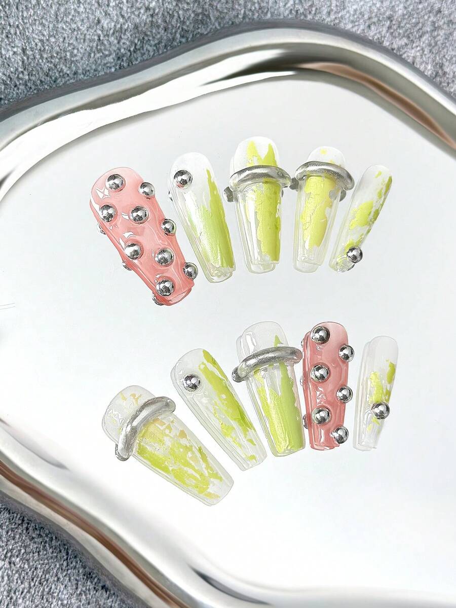 Bộ 10 móng giả 3D vẽ tay hai màu, dài 31mm, hình dáng quan tài, làm thủ công với hạt cườm bạc hình bán nguyệt, đường nét 3D, màu hồng tráng gương, tinh tế, sáng tạo, đa năng, thanh lịch, phù hợp cho đám cưới, tiệc tùng, ngoài trời, bãi biển, hàng ngày, lễ hội, tụ họp, công sở và các dịp đặc biệt. - Nhiều màu - Xem 1