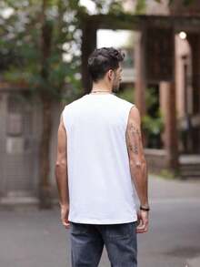 Men's Short-Sleeved T-Shirt With A Round Neck And Simple Design - Blue - View 3