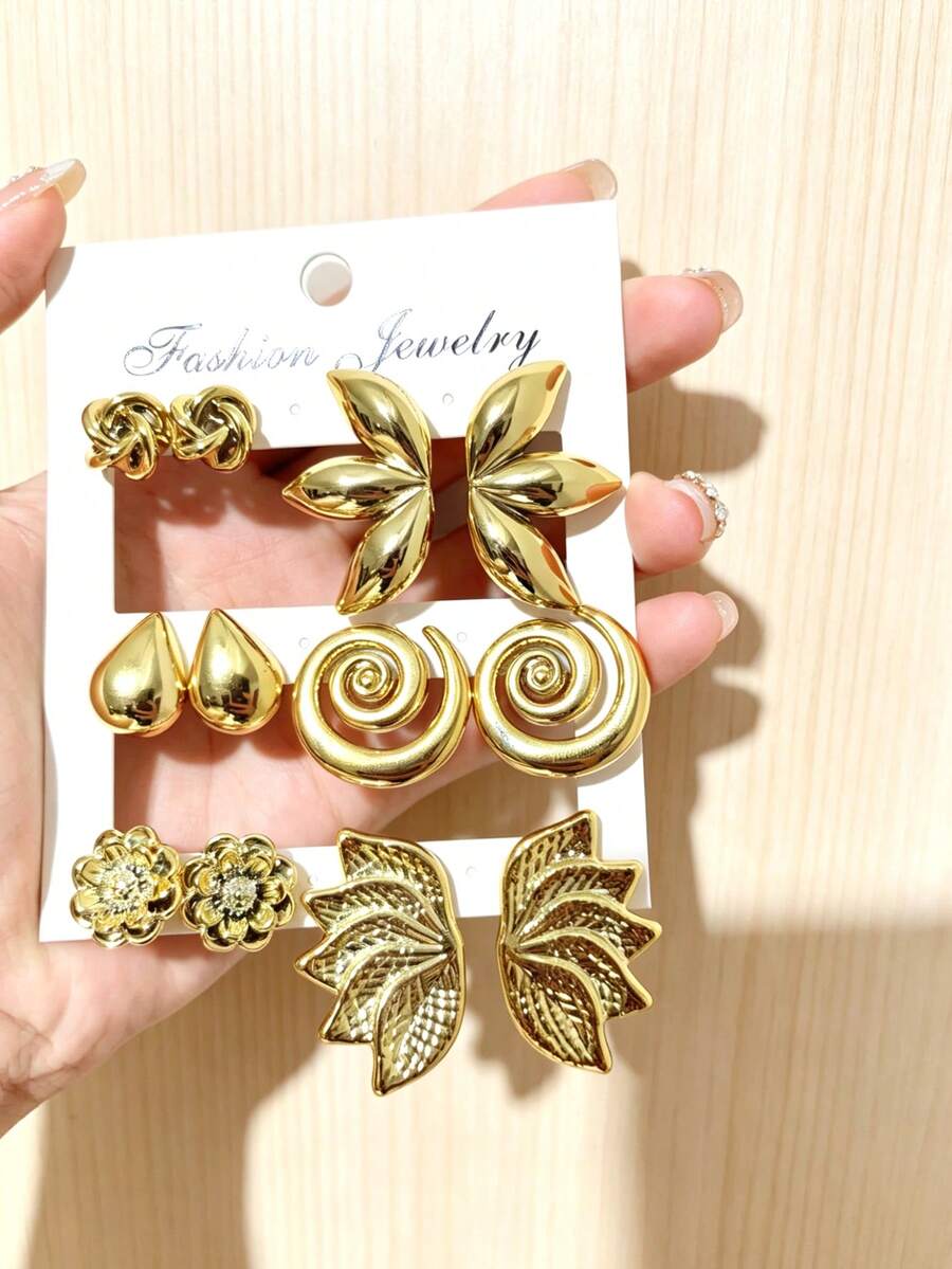 French Retro Golden Earrings, Luxury Elegant Petal Spiral Earring Set - Gold - View 1