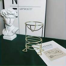 Rak Penyimpanan Logam Tiga Tingkat - Stand Display Rose Gold untuk Kosmetik dan Kebutuhan Sehari-hari, Desain Tahan Lama dan Elegan untuk Penggunaan di Rumah dan Kamar Tidur, Sempurna untuk Kuas Makeup, Spons, dan Alat Kecantikan, Ideal untuk Hadiah Ulang Tahun, Pindah Rumah, dan Liburan, Solusi Penyimpanan yang Bergaya dan Hemat Ruang untuk Merapikan dan Mengatur - MultiWarna - View 10