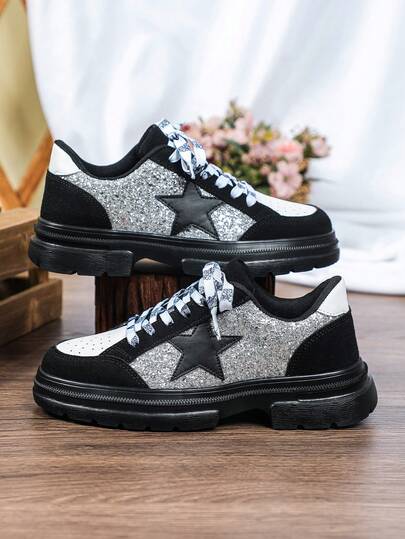 Giày lười nam kiểu dáng thường ngày, phối màu đen trắng cổ điển, đính sequin bạc, giày lười công sở, giày nam thời trang phong cách Anh Quốc cổ điển, đa năng cho mọi mùa, đơn giản và thoải mái, đế mềm và nhẹ, phù hợp cho mang hàng ngày và đi làm.
