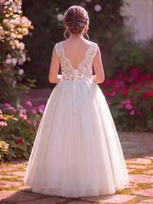 Tween Girl White Lace Contrast Mesh Sleeveless A-Line Dress, Flowergirl Wedding Party Evening Gown - White - View 1