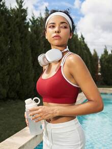 Crisscross Back Sports Bra, Contrast Trim Seamless Workout Top - Red - View 10