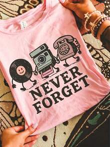 Women's Plus Size 90s Retro T-Shirt - 90s Pop Culture Vintage Tee With Cassette, Floppy Disk & Up Graphics, White Nostalgic 90s TV & Movies Shirt - 粉色 - 查看 1