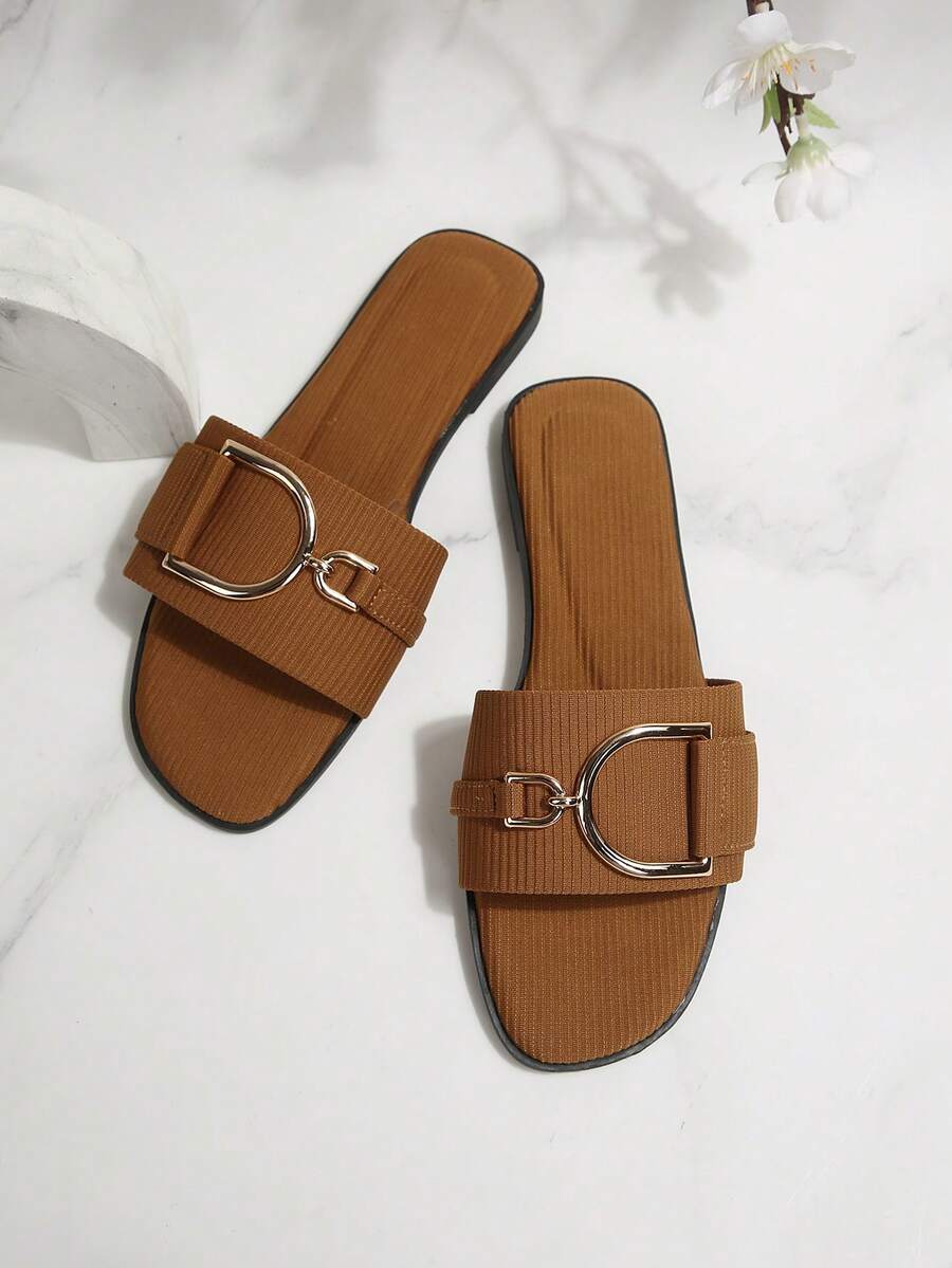 Women's White Ribbed Flat Slide Sandals With D-Ring Metal Buckle Decor, Open Toe, Casual Beach Slippers For Summer - Rust Brown - View 1
