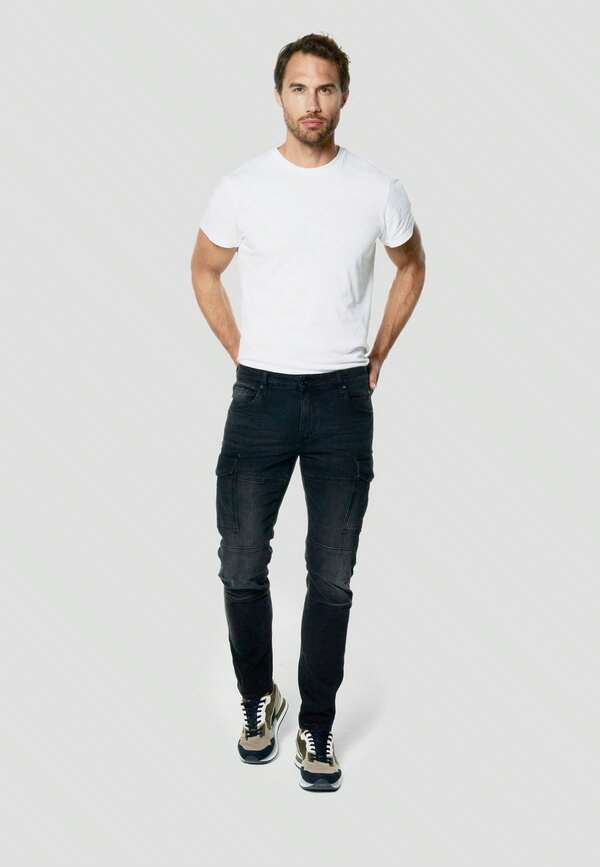  Koroshi Men's Slim Fit Biker Jeans, Black, Elastic | Koroshi Composition: 68% Cotton, 28% Polyester, 2% Viscose, 2% Elastane. BLACK DENIM. Sizes 30/32/34/36/38. Biker Details That Add Attitude And Personality.