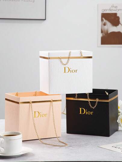Elegant Floral Bouquet Gift Box, Luxury Chain Handle Flower Arrangement Box For Fresh Flowers, Square Rose Packaging Box For Wedding Proposal Anniversary Baby Shower Birthday Party Decoration, Reusable Flower Carrier Basket Gift Packaging