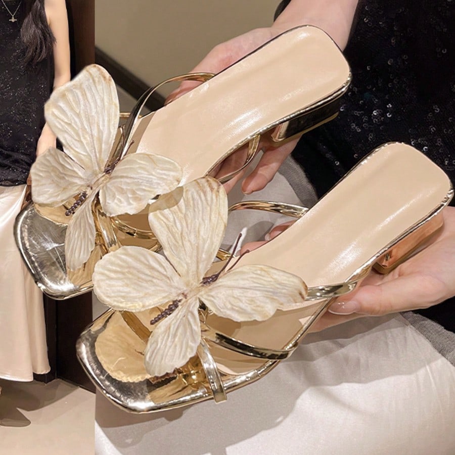 Nuevas sandalias de verano francesas con tacón grueso y dorado, sandalias elegantes de tacón alto con decoración de mariposa dorada y versátil par