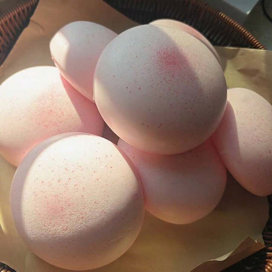 粘底粉末面包慢回弹挤压玩具糖果软绵绵-减压减压发泄超级满足挤压玩具系列-超柔软慢回弹手感回弹压力释放设计便携式桌面减压摆件-节日礼物-生日礼物-完美礼物。 - 彩色 - 查看 1