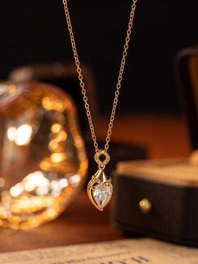1pc Fashion Minimalist Women's Necklace With Zirconia Water Drop Pendant, Stainless Steel Chain Suitable For Daily Wear, Ideal Gift For Christmas, Mother's Day, Valentine's Day, Anniversary (Note: Due To Different Production Batches, There May Be Some Color Differences; In Addition, Due To The Influence Of Lighting And Shooting Angles, The Actual Product May Have Slight Color Differences From The Picture.)