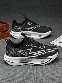 男女透气跑步鞋 - 低帮设计，稳定性强；加厚防滑耐磨EVA外底；舒适透气织物鞋面；耐用橡胶鞋底，适合公路、越野和健身训练 - 四季皆宜，尺码齐全，男女通用，运动休闲鞋，时尚简约面料，男士交叉训练鞋，日常休闲鞋，跑步鞋。 - 黑色 - 查看 8