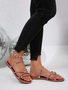 Minimalist Lightweight Round Toe Criss-Cross Strap Solid Color Glass Rhinestone Slip-On Sandals, Women Summer New Style Flat Sandals Suitable For Dresses, Fairy Style Two-Way Wear - Red - View 3