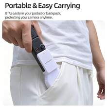Osmo Pocket 3/4 一体式云台及屏幕保护套，适用于户外运动、体育赛事、假期、节日及校园摄影，是理想的礼物之选，便携易带 | 轻巧设计 | 内部柔软衬垫 | 多种颜色可选 - 查看 9
