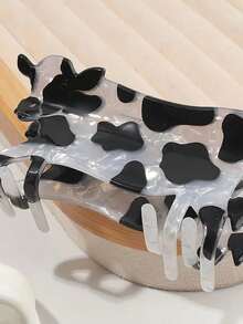 Fun Cow Hair Clip, Cute Cow Paw Hair Clip, Black, Bull Hair Clip, Acrylic Animal Hair Claw Clip, Suitable For Girls Of All Ages, Bun, Ponytail Hair Accessory, Cow Accessory, Fun Accessory, Styling Tool Hair Accessory, Autumn Accessory, Autumn Hair Clip, Winter Accessory - Multicolor - View 5
