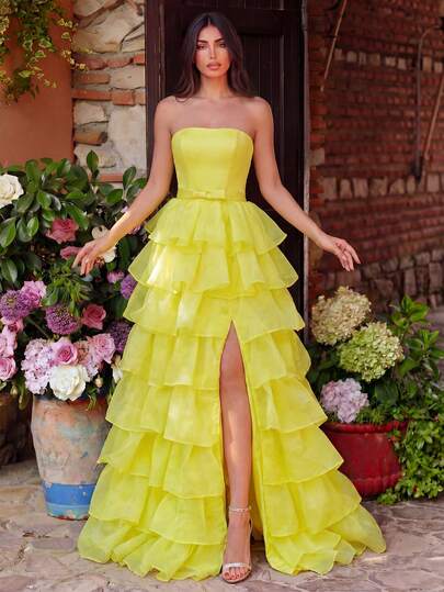 Faeriesty 优雅无肩带正式晚礼服，层叠荷叶边薄纱裙摆，高开衩设计，曳地长裙摆——奢华精致的设计，适合正式晚宴、婚礼宾客着装、新娘写真、红毯活动、盛大派对等场合。