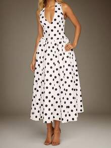 一件装 - 畅销款波点领连衣裙。深V无袖修身连衣裙，裙摆宽大。法式风格显瘦夏季派对连衣裙。 - 彩色 - 查看 1
