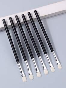 6支眼影刷套装，柔软刷毛，适用于精细眼妆，包含晕染刷和晕染刷。 - 黑色 - 查看 2