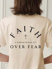 Women's "Faith Over Fear" T-Shirt With Christian Bible Verse, Regular Fit, Inspirational Graphic, Comfortable For Everyday Wear, Short Sleeve, Casual Faith Clothing, Summer White - 杏子 2 - 查看 2