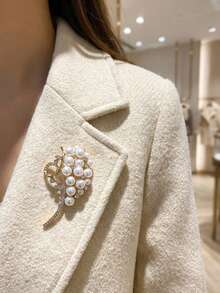 Broches fleuries de perles à la mode - épingles de revers élégantes pour femmes, accessoires de bijoux unisexes pour les fêtes décontractées / cadeaux pour amis, décorations - fleur de perle - Voir 13