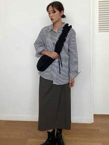 Bolso de hombro de tela negra sólida, bolso de tela con pliegues y volantes debajo del brazo de gran capacidad, silueta blanda y holgada, bolso de estilo minimalista y elegante para uso diario. Perfecto para estudiantes, damas casuales y uso diario. Excelente para ir al trabajo, compras casuales, paseos por la calle y reuniones de fin de semana. - Negro - Ver 3