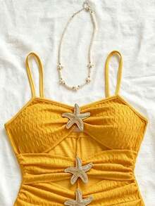 Mono de mujer con decoración de estrella de mar hueca, adecuado para fiesta y uso en casa - Amarillo - Ver 4