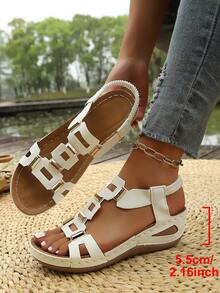 Sandal đế xuồng vuông co giãn đế dày đính đinh tán mới cho nữ mùa Xuân/Hè 2026, kiểu dáng thanh lịch, dự tiệc, punk, bohemian, thường ngày, retro, đám cưới, đi làm, công sở, lễ hội ngoài trời, kỳ nghỉ đại học. - Màu be - Xem 6