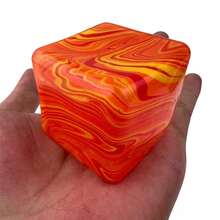 1/4个柔软立方体感官玩具，独特漩涡色彩混合，颜色随机，水晶袋包装，柔软TPR材质，适合上班族缓解压力，生日/毕业礼物，可爱柔软的玩具，有助于缓解焦虑和放松，可作为礼盒/礼篮填充物，派对小礼物 - 彩色 - 查看 6