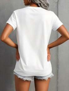 Women's Black And White Crew Neck Graphic Print Cotton T-Shirt, Versatile And Suitable For Streetwear, Everyday Wear, Camping, Concerts, And Hip-Hop, Rock, And Rap Events. A Great Option For Generation X, Featuring A Skull Hand Design, This Casual, Loose-Fitting, Oversized Short-Sleeve Tee Is Perfect For Spring, A  Basic Tee For Summer, And Makes A Great Gift For Women. - 白色 - 查看 3