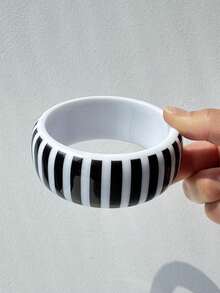 1pc Retro Casual Black & White Striped Polka Dot Geometric Wide Bracelet, Y2K Minimalist Millennium Style Jewelry, Fashionable Casual Women Accessory - Multicolor - View 11